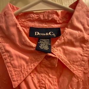 PINK EMBROIDERED BUTTON DOWN